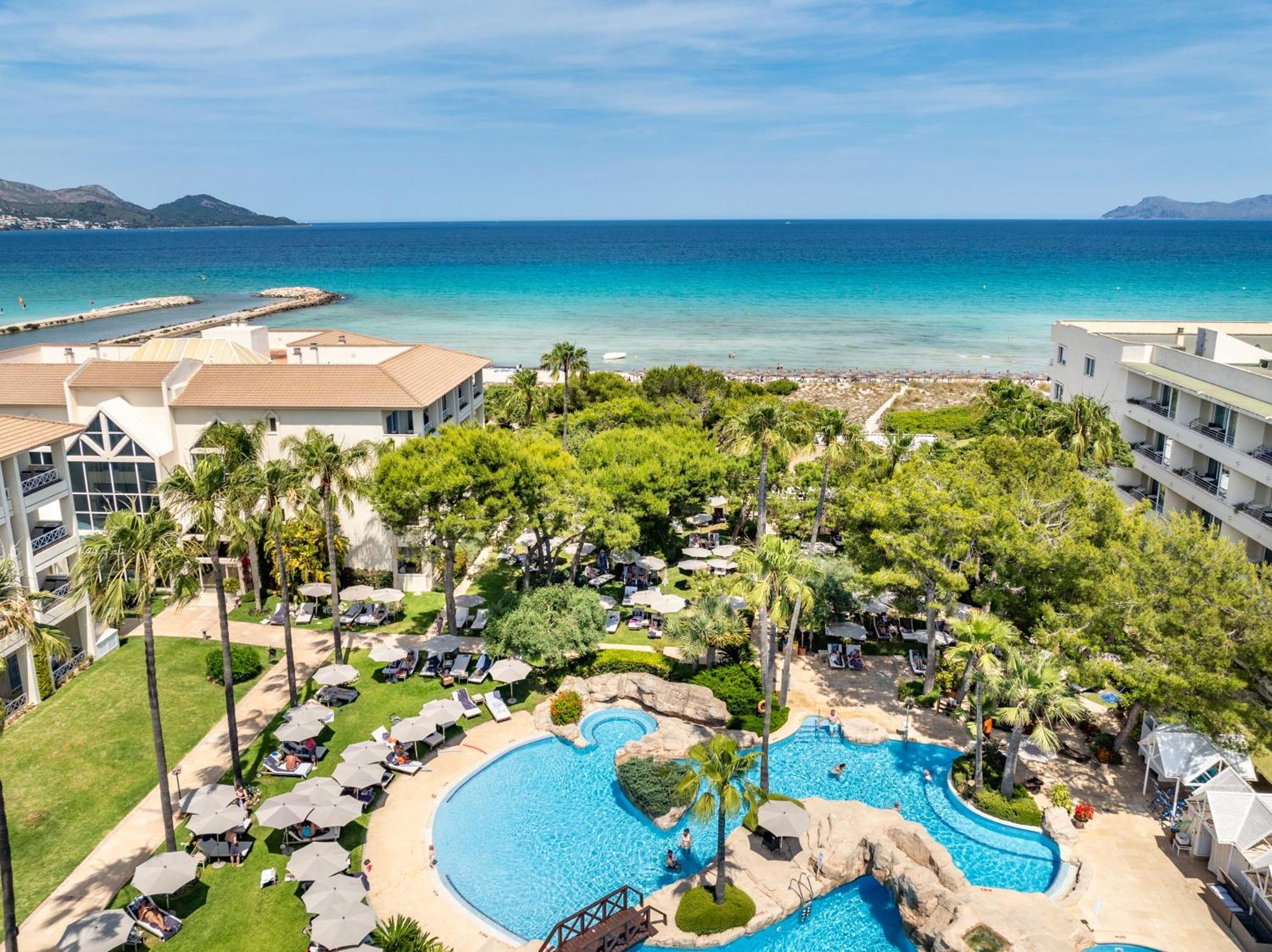 Grupotel Parc Natural & Spa Playa de Muro (Mallorca) Exterior foto Aerial view of the resort