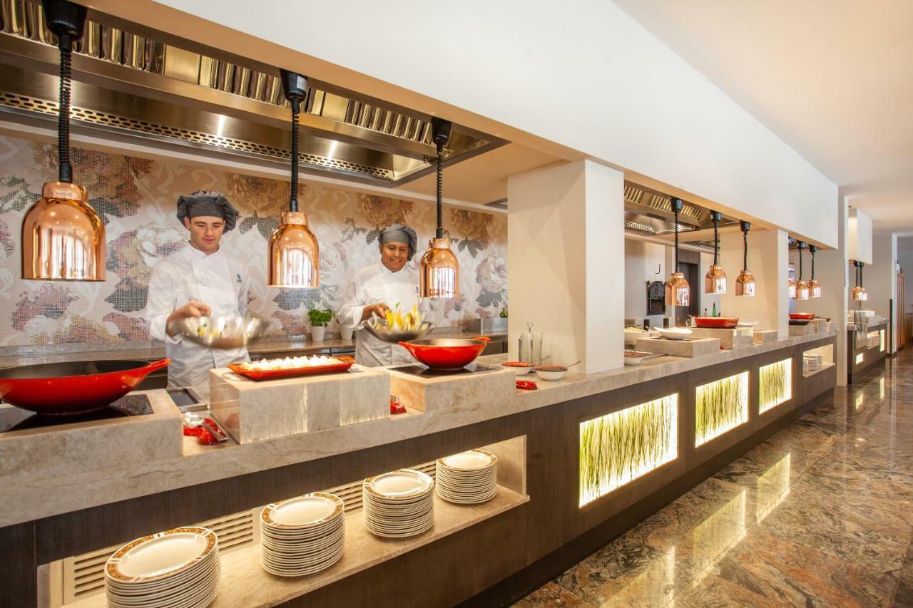 Grupotel Parc Natural & Spa Playa de Muro (Mallorca) Exterior foto Live Kitchen at The Park, Hyderabad